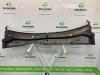 Cowl top grille from a Opel Corsa F (UB/UH/UP) 1.2 Turbo 12V 100 2021