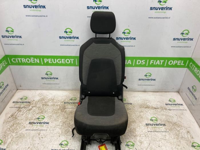 Używane Fotel tylny Citroen C4 Picasso (3D/3E) 2.0 Blue HDI 150 Cena € 155,00 Procedura marży oferowane przez Snuverink Autodemontage