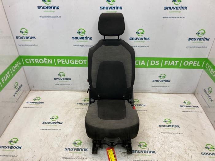Używane Fotel tylny Citroen C4 Picasso (3D/3E) 2.0 Blue HDI 150 Cena € 150,00 Procedura marży oferowane przez Snuverink Autodemontage
