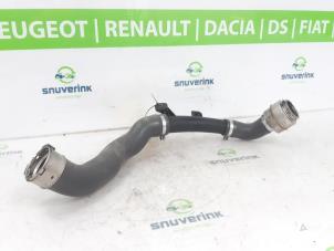 Gebrauchte Intercooler Schlauch Renault Captur (2R) 1.3 TCE 150 16V Preis € 125,00 Margenregelung angeboten von Snuverink Autodemontage