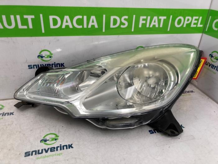 Używane Reflektor lewy Citroen C3 (SC) 1.6 HDi 92 Cena € 135,00 Procedura marży oferowane przez Snuverink Autodemontage