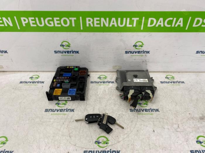 Used Engine management computer Peugeot 2008 (UD/UK/UR/US/UX) 1.2 VTi 12V PureTech 100 Price € 450,00 Margin scheme offered by Snuverink Autodemontage