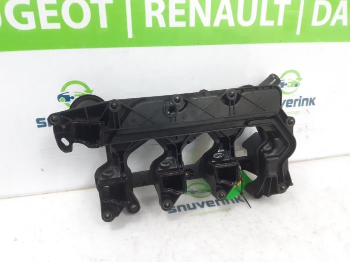 Ventildeckel van een Opel Combo Cargo 1.5 CDTI 130 2020