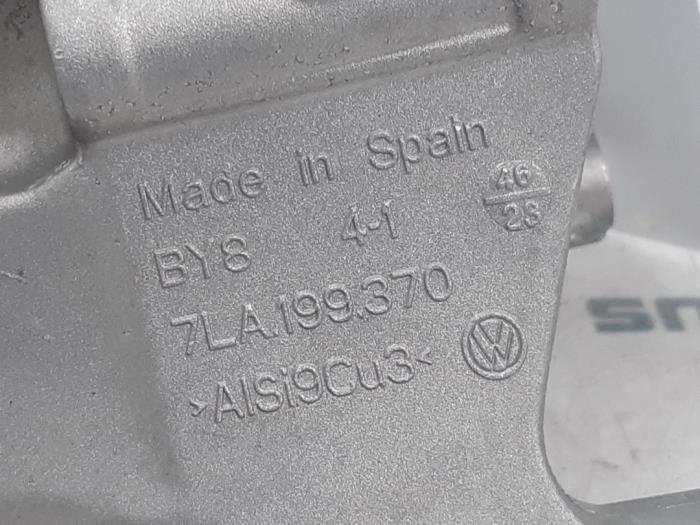 Engine mount from a Volkswagen Transporter T6 2.0 TDI 150 2024