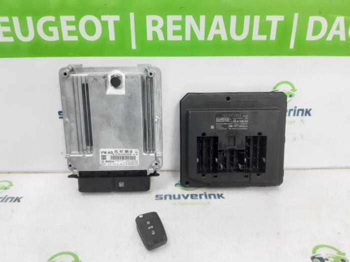 Used Engine management computer Volkswagen Transporter T6 2.0 TDI 150 Price on request offered by Snuverink Autodemontage