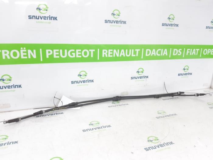 Używane Linka hamulca recznego Volkswagen Transporter T6 2.0 TDI 150 Cena € 48,40 Z VAT oferowane przez Snuverink Autodemontage