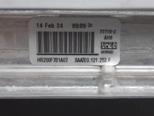 Kühler van een Volkswagen Transporter T6 2.0 TDI 150 2024