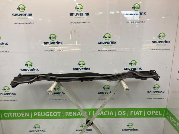 Używane Parawan Citroen C4 Berline (BA/BB/BC) 1.2 PureTech 130 12V Cena € 75,00 Procedura marży oferowane przez Snuverink Autodemontage