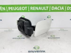 Usagé Clapet réservoir Citroen C4 Berline (BA/BB/BC) 1.2 PureTech 130 12V Prix € 75,00 Règlement à la marge proposé par Snuverink Autodemontage