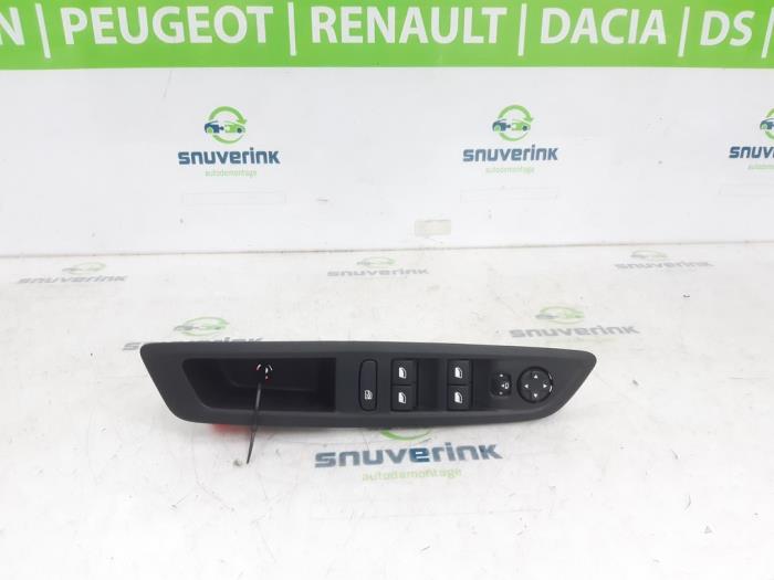 Usados Interruptor combinado de ventanillas Citroen C4 Berline (BA/BB/BC) 1.2 PureTech 130 12V Precio € 19,98 Norma de margen ofrecido por Snuverink Autodemontage