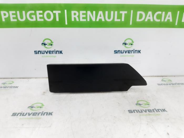 Begagnade Innerdisplay Citroen C4 Berline (BA/BB/BC) 1.2 PureTech 100 12V Pris € 605,00 Inklusive moms erbjuds av Snuverink Autodemontage