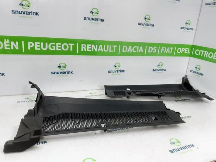 Używane Parawan Citroen C4 Berline (BA/BB/BC) 1.2 PureTech 100 12V Cena € 90,75 Z VAT oferowane przez Snuverink Autodemontage
