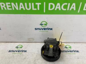 Gebrauchte Lenkkraftverstärker Pumpe Renault Trafic (1FL/2FL/3FL/4FL) 1.6 dCi 115 Preis € 133,10 Mit Mehrwertsteuer angeboten von Snuverink Autodemontage