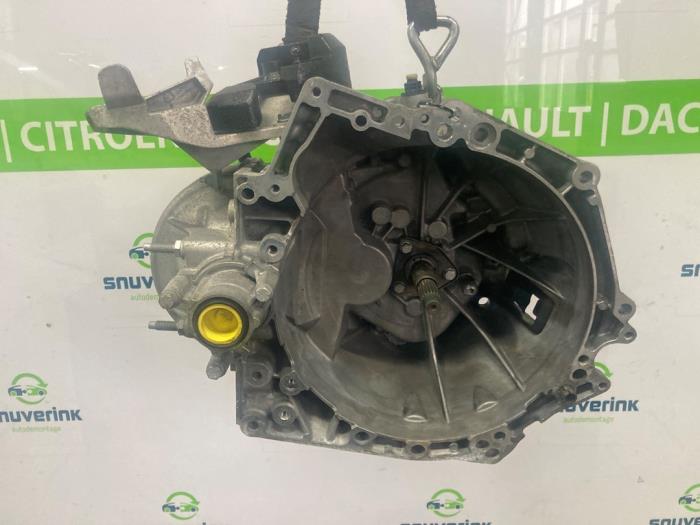 Gebrauchte Getriebe Citroen C4 Berline (BA/BB/BC) 1.2 PureTech 100 12V Preis € 877,25 Mit Mehrwertsteuer angeboten von Snuverink Autodemontage