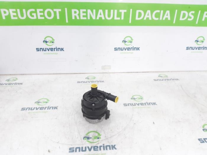 Begagnade Vattenpump Renault Kangoo Express (RFK) E-Tech 44 kWh Pris € 199,65 Inklusive moms erbjuds av Snuverink Autodemontage