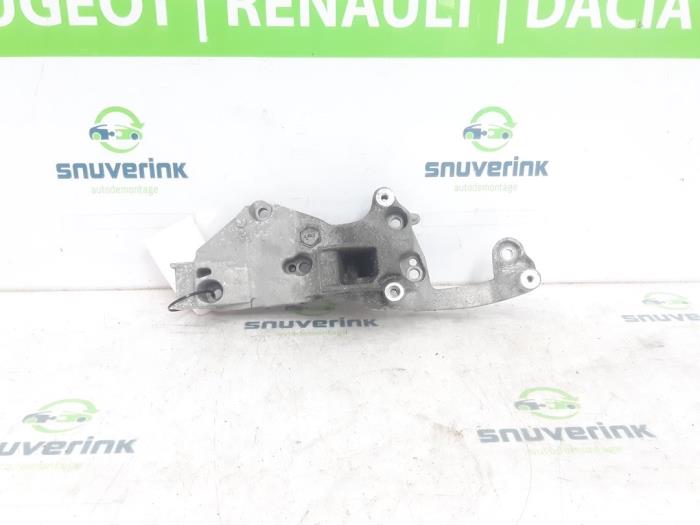 Usagé Support dynamo haut Citroen C4 Berline (BA/BB/BC) 1.2 PureTech 100 12V Prix € 36,28 Prix TTC proposé par Snuverink Autodemontage