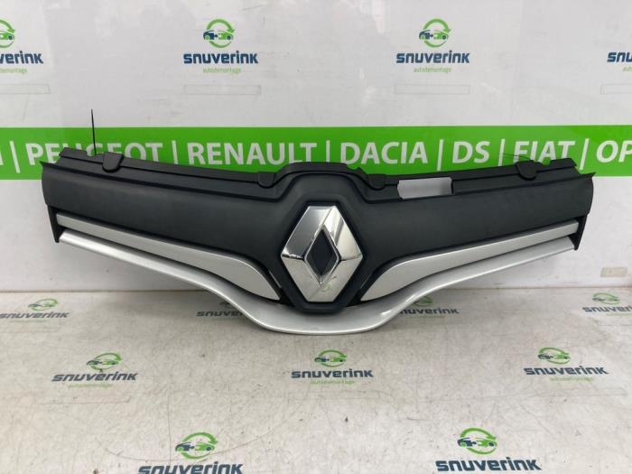 Używane Grill Renault Kangoo Express (FW) 1.5 dCi 75 FAP Cena € 70,00 Procedura marży oferowane przez Snuverink Autodemontage