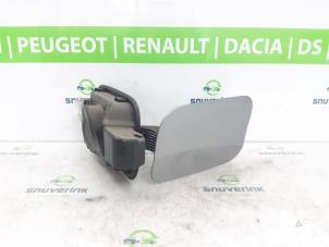 Usagé Clapet réservoir Citroen C4 Berline (BA/BB/BC) 1.2 PureTech 100 12V Prix € 90,75 Prix TTC proposé par Snuverink Autodemontage