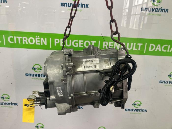 Używane Silnik Renault Kangoo Express (RFK) E-Tech 44 kWh Cena € 2.117,50 Z VAT oferowane przez Snuverink Autodemontage