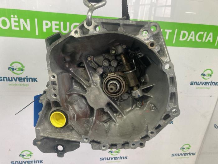 Gebrauchte Getriebe Peugeot 107 1.0 12V Preis € 276,23 Margenregelung angeboten von Snuverink Autodemontage
