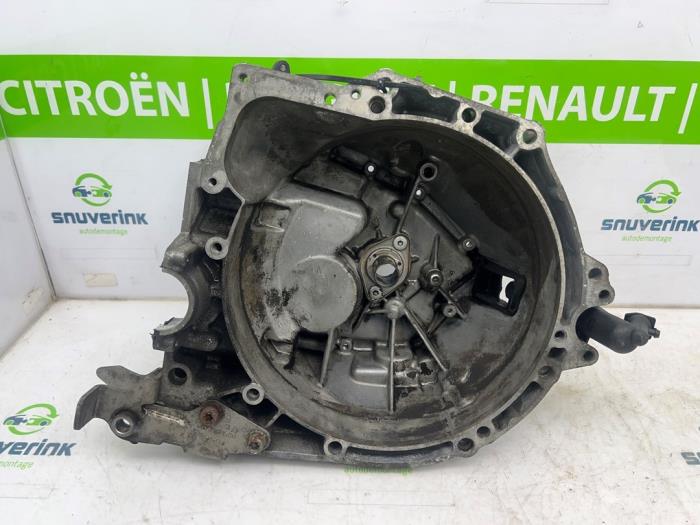 Usagé Cache boite de vitesses Peugeot 308 SW (L4/L9/LC/LJ/LR) 1.6 BlueHDi 120 Prix € 90,75 Prix TTC proposé par Snuverink Autodemontage