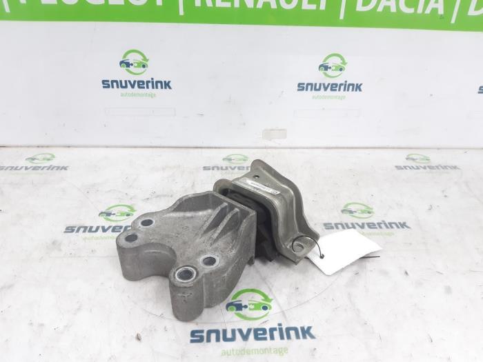Used Engine mount Fiat Ducato (250) 2.2 D 140 Multijet 3 Price € 84,70 Inclusive VAT offered by Snuverink Autodemontage