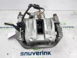 Usados Pinza de freno derecha detrás Fiat Ducato (250) 2.2 D 140 Multijet 3 Precio € 181,50 IVA incluido ofrecido por Snuverink Autodemontage