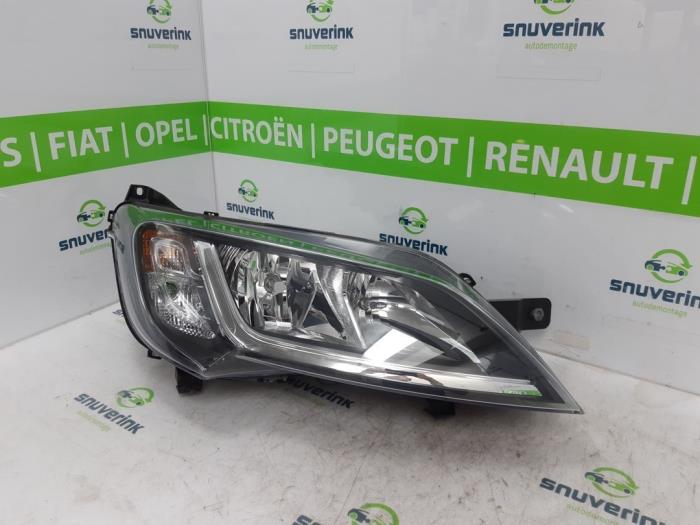 Używane Reflektor prawy Fiat Ducato (250) 2.2 D 140 Multijet 3 Cena € 242,00 Z VAT oferowane przez Snuverink Autodemontage