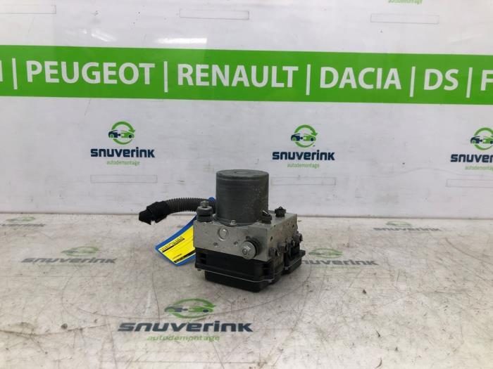 Begagnade ABS-pump Peugeot 308 CC (4B) 1.6 16V THP Autom. Pris € 95,00 Marginaltabell erbjuds av Snuverink Autodemontage