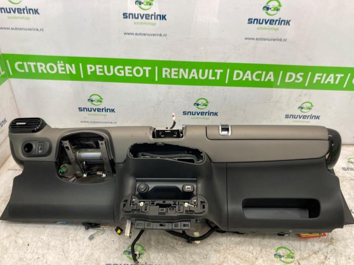 Używane Panel Citroen C4 Cactus (0B/0P) 1.2 PureTech 82 12V Cena € 250,00 Procedura marży oferowane przez Snuverink Autodemontage