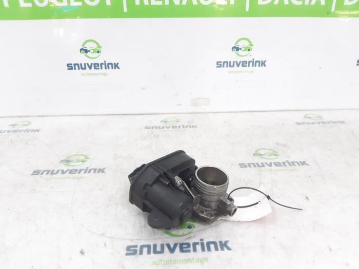 Begagnade Spjällhus Citroen C4 Cactus (0B/0P) 1.2 PureTech 82 12V Pris € 40,00 Marginaltabell erbjuds av Snuverink Autodemontage