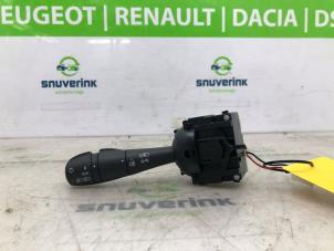 Usagé Commutateur lumière Renault Twingo III (AH) 1.0 SCe 70 12V Prix € 75,00 Règlement à la marge proposé par Snuverink Autodemontage