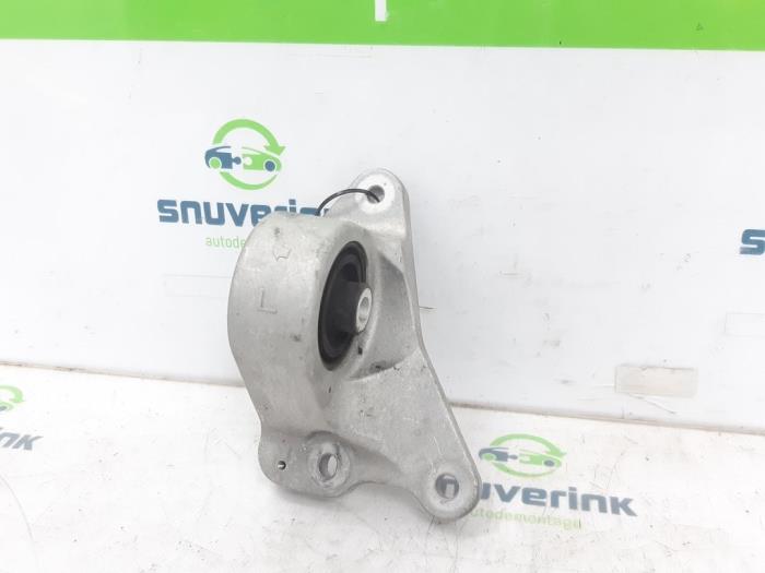 Used Engine mount Renault Megane E-Tech (RCB) 60 kWh Price € 50,00 Margin scheme offered by Snuverink Autodemontage