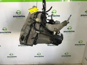 Used Gearbox Renault Twingo III (AH) 1.0 SCe 70 12V Price € 345,00 Margin scheme offered by Snuverink Autodemontage