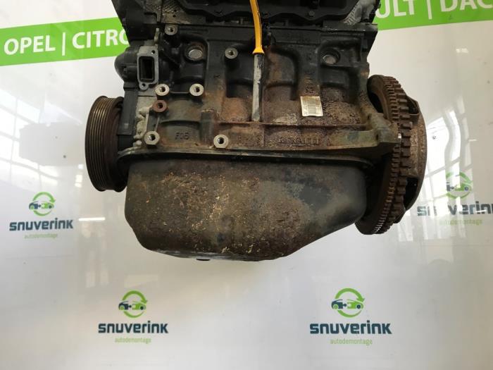 Engine from a Renault Twingo II (CN) 1.2 16V 2011