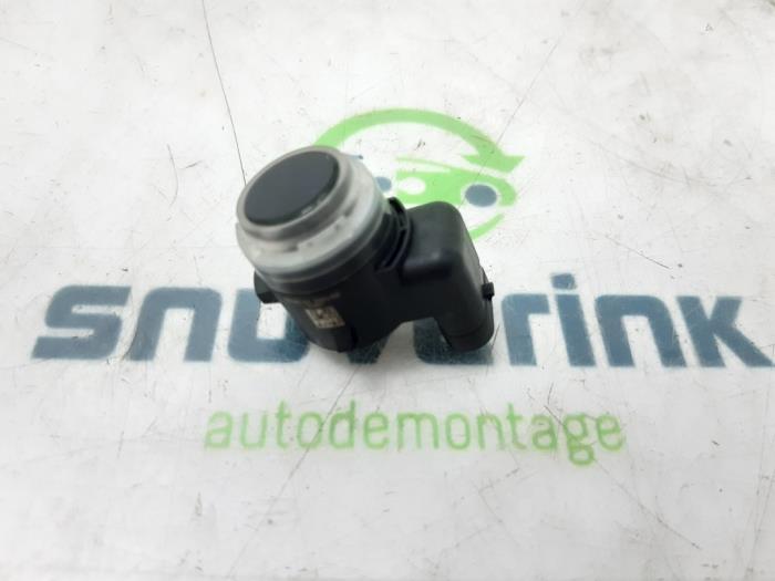 Begagnade Parkeringssensor Renault Megane E-Tech (RCB) 60 kWh Pris € 30,00 Marginaltabell erbjuds av Snuverink Autodemontage