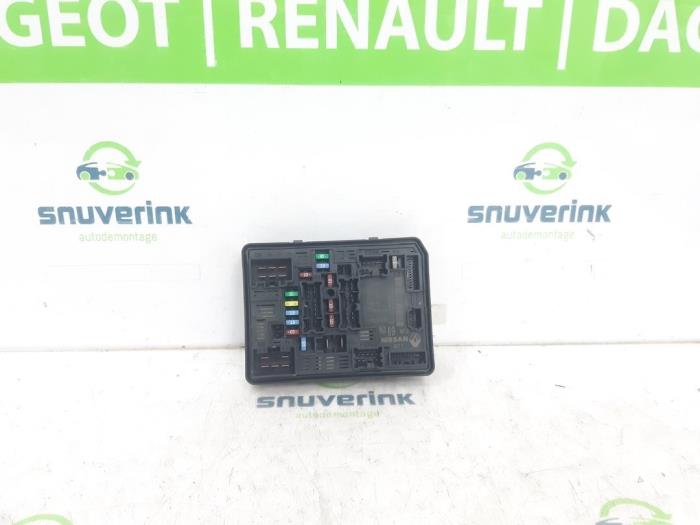 Begagnade Säkringsbox Renault Megane E-Tech (RCB) 60 kWh Pris € 300,00 Marginaltabell erbjuds av Snuverink Autodemontage