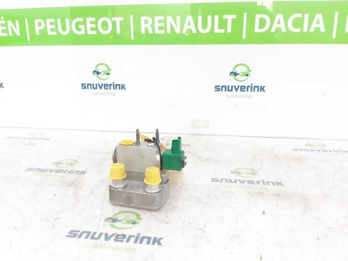 Begagnade Trycksensor, luftkonditionering Renault Arkana (RJLL) 1.6 E-Tech 145 16V Pris € 169,40 Inklusive moms erbjuds av Snuverink Autodemontage