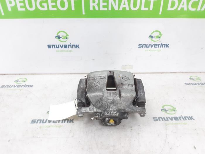 Gebrauchte Bremszange links vorne Renault Arkana (RJLL) 1.6 E-Tech 145 16V Preis € 60,50 Mit Mehrwertsteuer angeboten von Snuverink Autodemontage