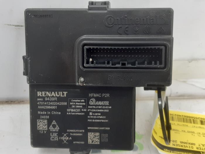 Used Computer, miscellaneous Renault Arkana (RJLL) 1.6 E-Tech 145 16V Price € 90,75 Inclusive VAT offered by Snuverink Autodemontage