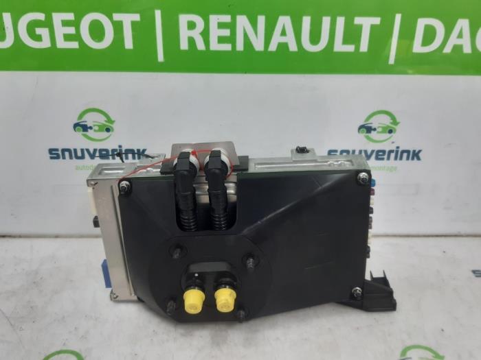 Usagé Ordinateur divers Tesla Model 3 Long Range, Performance AWD Prix € 907,50 Prix TTC proposé par Snuverink Autodemontage