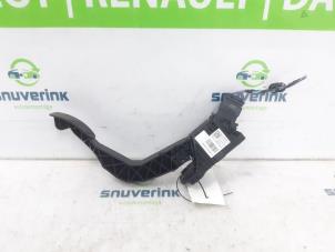 Usados Acelerador Opel Corsa F (UB/UH/UP) 1.2 Turbo 12V 100 Precio € 108,90 IVA incluido ofrecido por Snuverink Autodemontage