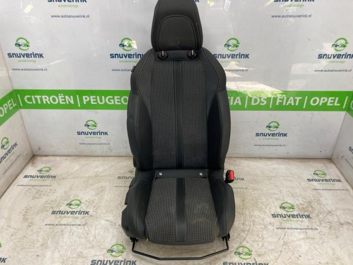 Używane Fotel prawy Peugeot 208 II (UB/UH/UP) 1.2 Vti 12V PureTech 130 Cena € 95,00 Procedura marży oferowane przez Snuverink Autodemontage