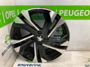 Używane Obrecz Peugeot 2008 (UD/UK/UR/US/UX) 1.2 VTi 12V PureTech 130 Cena € 181,50 Z VAT oferowane przez Snuverink Autodemontage