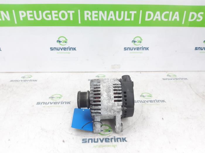 Begagnade Dynamo Peugeot 208 I (CA/CC/CK/CL) 1.2 Vti 12V PureTech 82 Pris € 35,00 Marginaltabell erbjuds av Snuverink Autodemontage