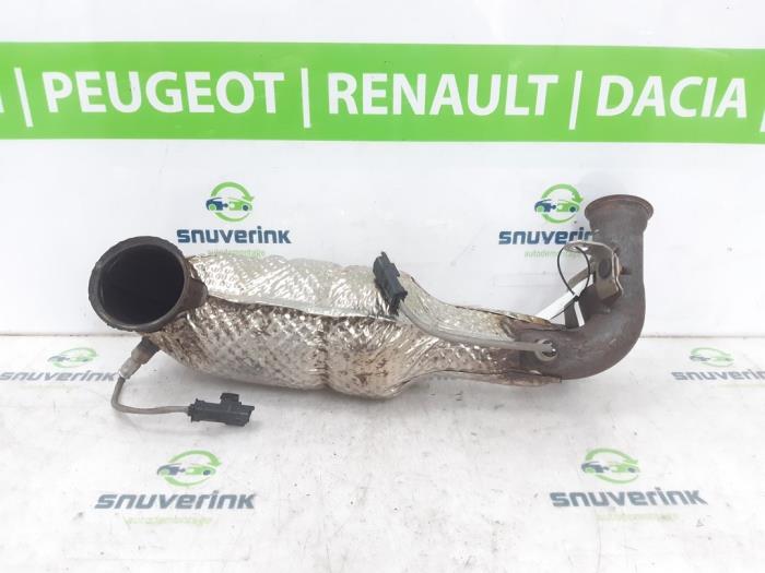 Używane Katalizator Peugeot 3008 II (M4/MC/MJ/MR) 1.2 12V e-THP PureTech 130 Cena € 338,80 Z VAT oferowane przez Snuverink Autodemontage
