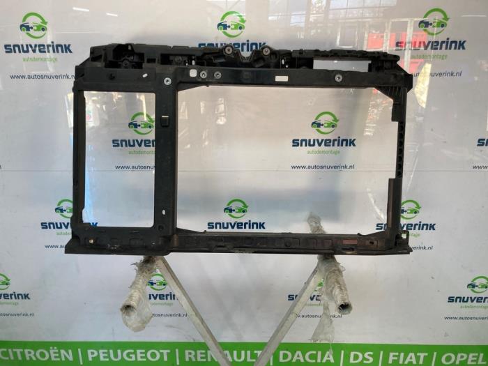 Begagnade Front Opel Corsa F (UB/UH/UP) 1.2 Turbo 12V 100 Pris € 151,25 Inklusive moms erbjuds av Snuverink Autodemontage