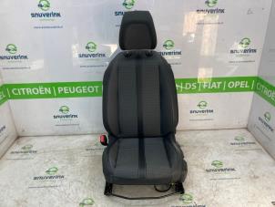 Begagnade Säte, vänster Peugeot 2008 (UD/UK/UR/US/UX) 1.2 VTi 12V PureTech 130 Pris € 241,98 Inklusive moms erbjuds av Snuverink Autodemontage
