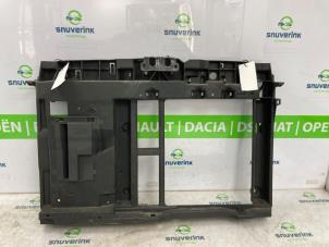 Gebrauchte Vorderwand Peugeot 208 I (CA/CC/CK/CL) 1.2 Vti 12V PureTech 82 Preis € 70,00 Margenregelung angeboten von Snuverink Autodemontage