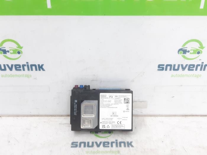 Usagé Ordinateur divers Renault Symbioz (RJB) 1.6 E-Tech Full Hybrid 145 Prix € 314,60 Prix TTC proposé par Snuverink Autodemontage